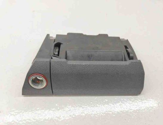 VOLKSWAGEN Touran 1 generation (2003-2015) Ashtray 1T1857961 31901988