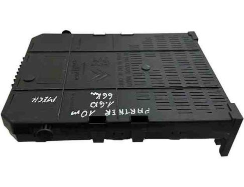 PEUGEOT Partner 2 generation (2008-2023) Fuse box 966405878002,281192462C,281201906C 26566860