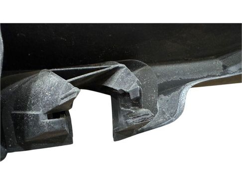 AUDI A3 8P (2003-2013) Right Headlight Bracket Mount 8P0805608 32813620