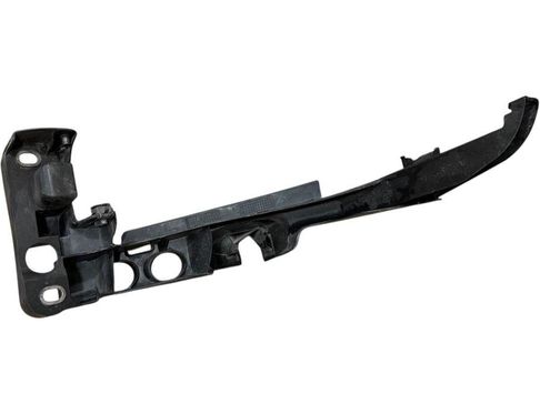 AUDI A3 8P (2003-2013) Right Headlight Bracket Mount 8P0805608 32813620