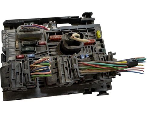 PEUGEOT Partner 2 generation (2008-2023) Drošinātāju kārba 9664706180 32832334