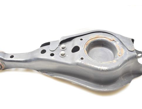 LEXUS RX 4 generation (2015-2024) Aizmugurējā labā svira/ričags 33025114