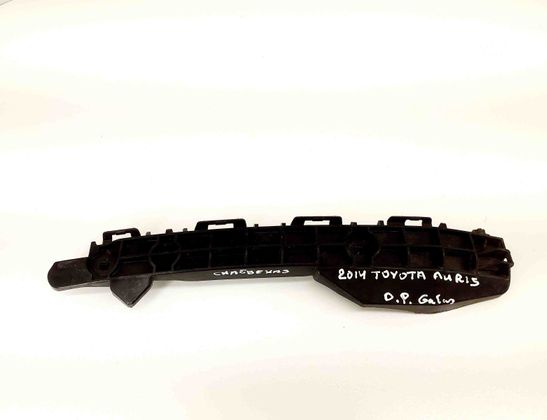TOYOTA Auris 2 generation (2012-2015) Aizmugurējā labā bampera stiprinājums 52575-02090 23857821