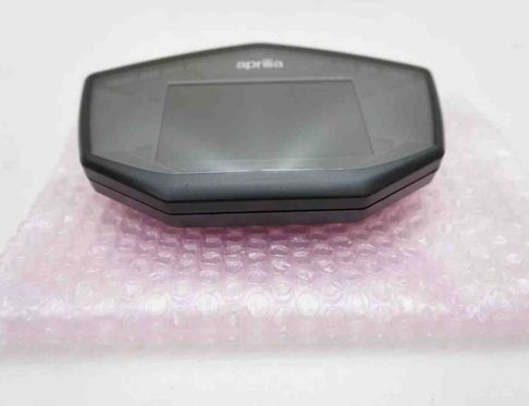 APRILIA SHIVER 12 generation E210 (2019-2024) Mērinstrumentu panelis / spidometrs 2D000527 31651354