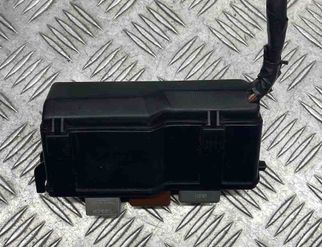 TOYOTA Avensis 2 generation (2002-2009) Drošinātāju kārba 0332011001 28055424