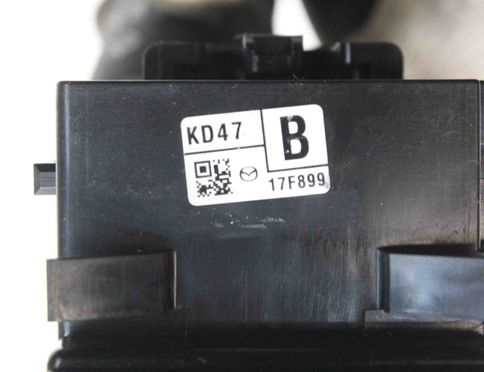MAZDA 3 BM (2013-2019) Wiper Control KD4717F899 17624758