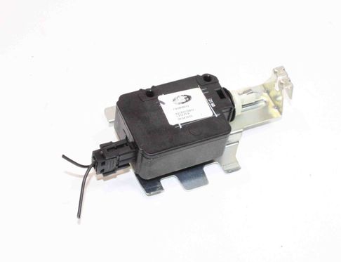 LAND ROVER Discovery 4 generation (2009-2016) Degvielas tvertnes vāciņa bloķēšana FSG500013 17658159