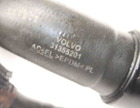 VOLVO XC70 3 generation (2007-2020) Coolant Hose Pipe 31355201 22270520