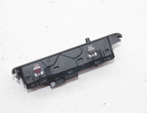 VOLVO XC40 1 generation (2017-2024) Переключатель кнопок 32319765 24811823