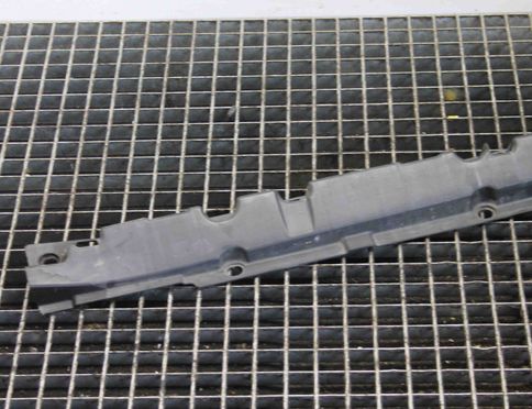 BMW X5 E70 (2006-2013) Sideskirt Bracket 7207196 24949847