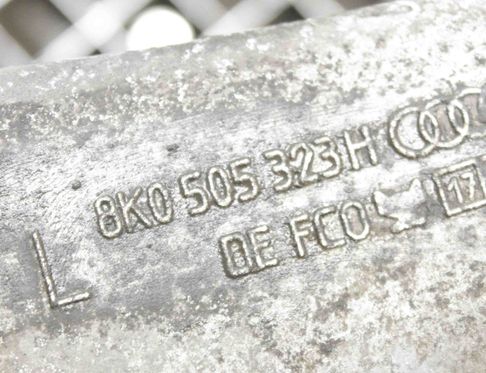 AUDI A7 C7/4G (2010-2020) Aizmugurējā kreisā svira/ričags 8K0505323H 25882547