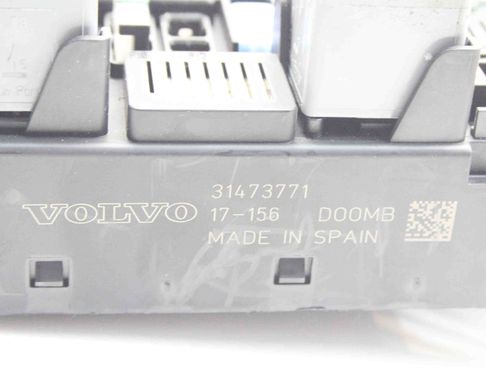VOLVO V90 2 generation (2016-2024) Fuse Box 31473771 28432216