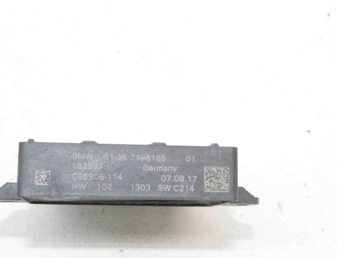 BMW X1 F48/F49 (2015-2023) Aizmugurējā vāka / bagāžnieka vadības bloks 7496165 29783412