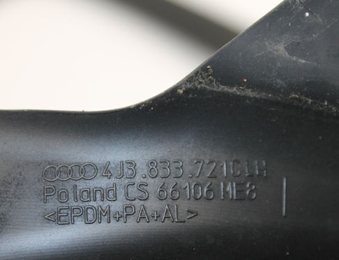 AUDI e-tron GT 1 generation (2020-2024) Задняя левая дверная уплотнительная резина 4J3833721C 33000853