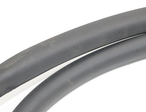 AUDI e-tron GT 1 generation (2020-2024) Priekšējo kreiso durvju gumija 9J1831721A 33000946