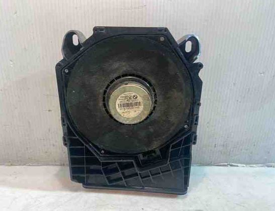 BMW 3 Series E90/E91/E92/E93 (2004-2013) Сабвуфер 6513695487102,902275492911,18820010 18125184