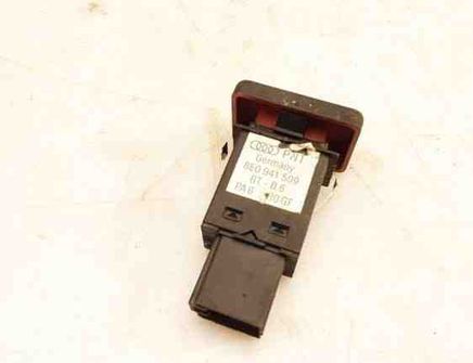 AUDI A4 B6/8E (2000-2005) кнопка опасности 8E0941509 18125345