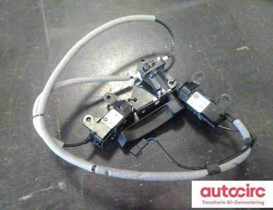 BMW X5 E70 (2006-2013) Замок крышки багажника 5124716214908,5124718319606,5124716214707 30832351