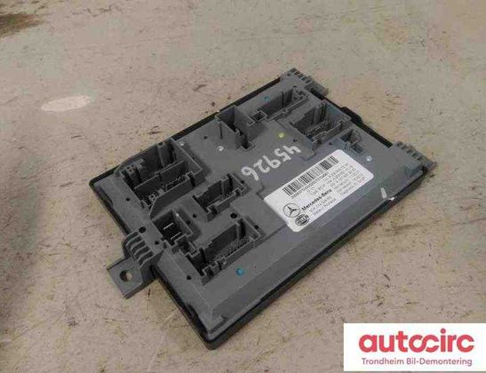 MERCEDES-BENZ EQC 1 generation (2018-2023) Piekares spilvena vadības bloks a2059006047,a2059007243,a2059007243,5dk014334-93 31700642