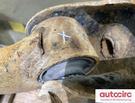 FORD Fiesta 6 generation (2008-2020) Aizmugurējais tilts 5212628 33009803