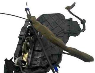 MAZDA 5 1 generation (2005-2010) Замок передней левой двери 240015003 24427687