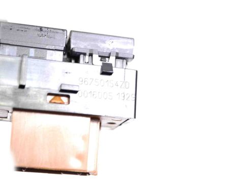 PEUGEOT 2008 1 generation (2013-2020) Переключатель кнопок 96750154ZD 13599342