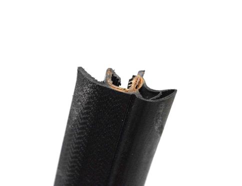 FORD Galaxy 2 generation (2006-2015) Priekšējo labo durvju gumija 16880738