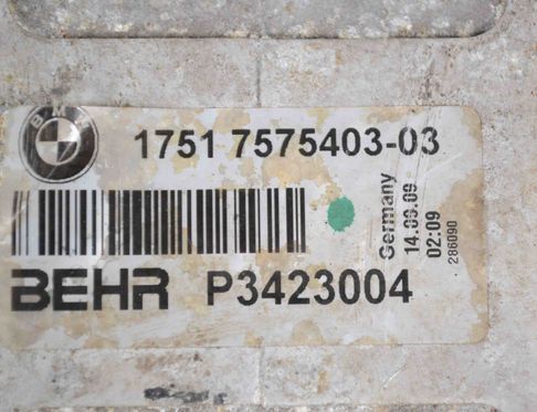BMW 7 Series F01/F02 (2008-2015) Радиатор интеркулера 7575403,17517575403 17962088