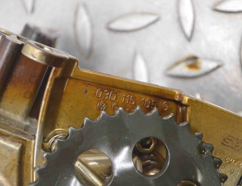 VOLKSWAGEN Polo 5 generation (2009-2017) Oil Pump 03D115105G 18061261