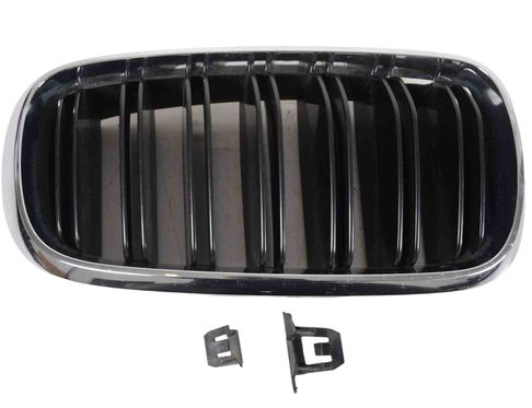 BMW X5 M F85 (2014-2018) Priekšējā bampera augšējā reste 8056324 24358826