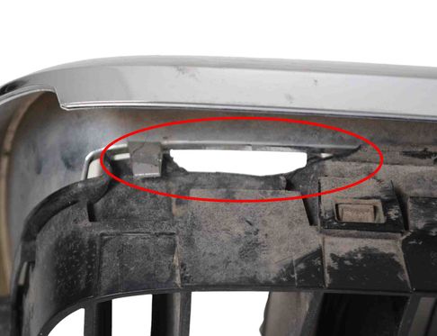 BMW X5 M F85 (2014-2018) Priekšējā bampera augšējā reste 8056324 24358826