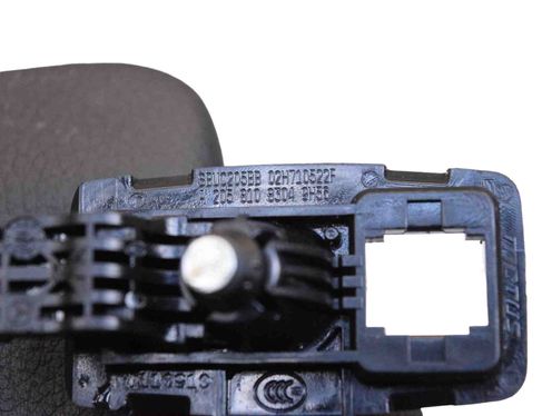 MERCEDES-BENZ C-Class W205/S205/C205 (2014-2023) Kreisās puses saulessargs A2058108304 25840386
