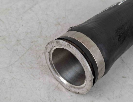 BMW 5 Series F10/F11 (2009-2017) шланг радиатора интеркулера 7575407,P3633002 31284602