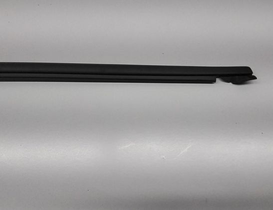 SKODA Citigo 1 generation (2011-2020) Стеклоуплотнитель передней левой двери 1S3837477B 32934172