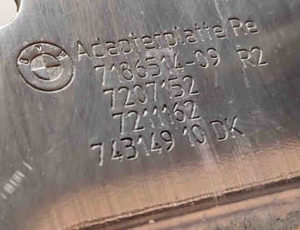 BMW 5 Series F10/F11 (2009-2017) Radiatoru kronšteini 7186514 10715748