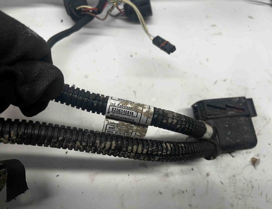 BMW M3 F80 (2013-2020) Motora elektroinstalācija 58650910,7589639,586509,758963903 17608127