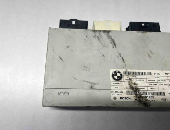 BMW 5 Series F10/F11 (2009-2017) Aizmugurējā vāka / bagāžnieka vadības bloks 7327886,61357327886 24320182