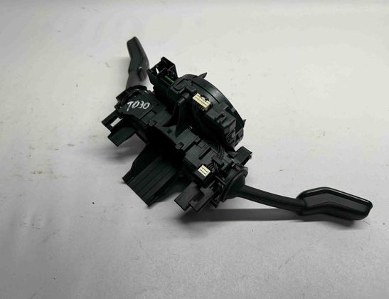 VOLKSWAGEN Jetta 7 generation (2018-2024) Катушка рулевого управления 5Q1953521AJ,5Q1953521,5Q1953569 24771109