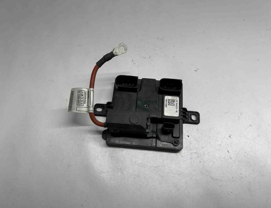 BMW 7 Series F01/F02 (2008-2015) Voltage Control Unit 7634274 25696347