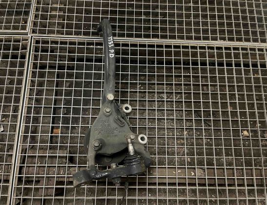 DODGE Charger LD (2010-2024) Front Right Wheel Hub 05181899AC 32398365