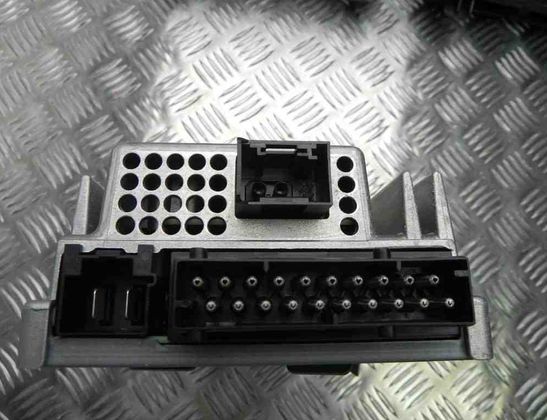 BMW 7 Series F01/F02 (2008-2015) Audio sistēma 9229993,9151966,9151965,9151972,9151971,9141501,6949737,9141501,6949737,6949737 23183649