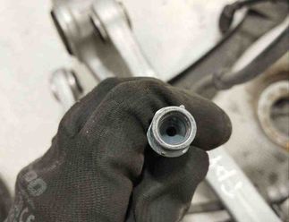 PORSCHE Taycan 1 generation (2019-2023) Aizmugurējā kreisā riteņa gultni 9J1501531,971505361,976505371 26018883