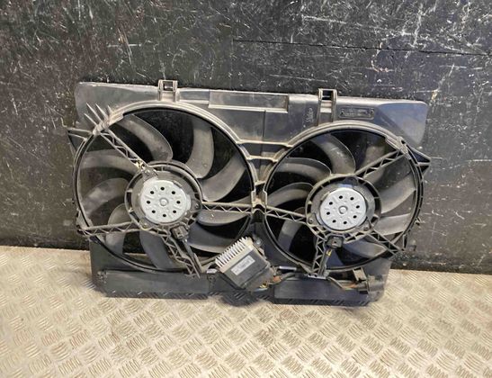 AUDI Q3 8U (2011-2020) Вентилятор диффузора 8K0959501G,8K0121003AD 27729180