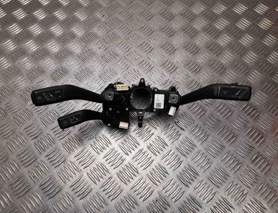 SEAT Alhambra 2 generation (2010-2021) Подрулевой переключатель 5K0953501DQ 28344479