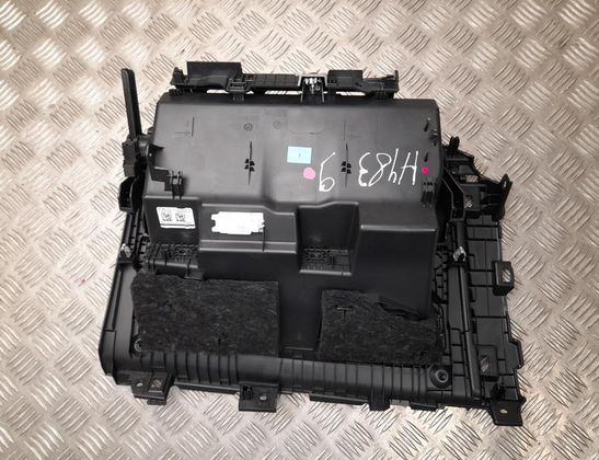 BMW 2 Series Active Tourer U06 (2021-2023) Бардачок 2607192X 33027259