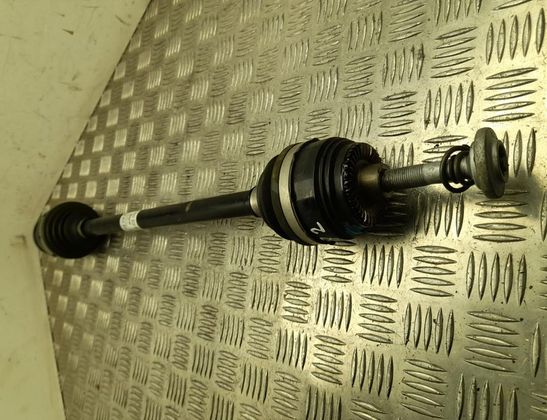 BMW 2 Series Active Tourer U06 (2021-2023) Aizmugurējā kreisā pusass 9884801 33083559