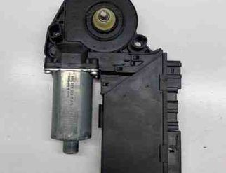 AUDI A4 B7/8E (2004-2008) Маторчик стеклоподъемника передней правой двери 8E1959802H,5WK49201CBF 23929333