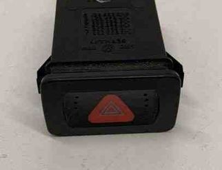VOLKSWAGEN Golf 4 generation (1997-2006) Hazard button 1J0953235J,1J0953235H,1J0953235D 23931495