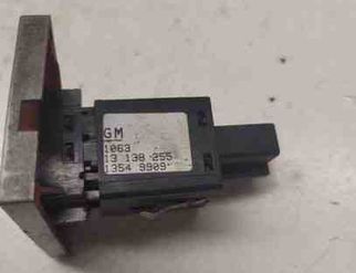 OPEL Vectra 1 generation (2003-2015) кнопка опасности 13138255,13549909 23933612