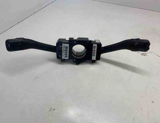 AUDI A3 8L (1996-2003) Pagrieziena rādītāja mehānisms 8L0953513S,4B0953503H 23936501